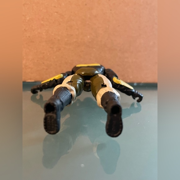 2004 GI Joe Valor vs Venom Sgt. Stalker - Picture 4 of 4